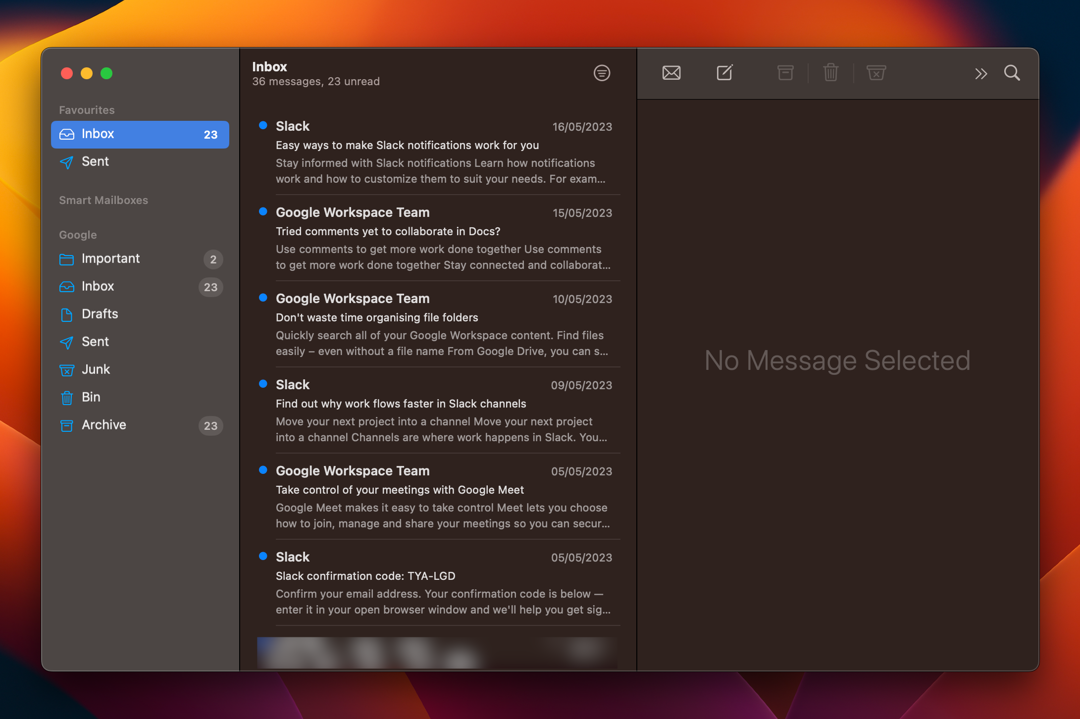 What Software Comes With MacBook Air and MacBook Pro?